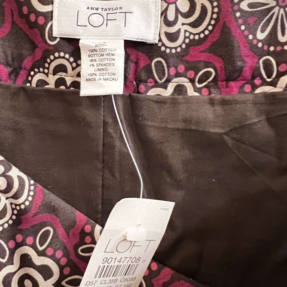 NWT-Ann Taylor LOFT pleated skirt with sequins -size 14